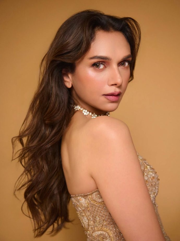 Aditi Rao Hydari, Sobhita Dhulipala Rule This Week's Couture Fashion 1
