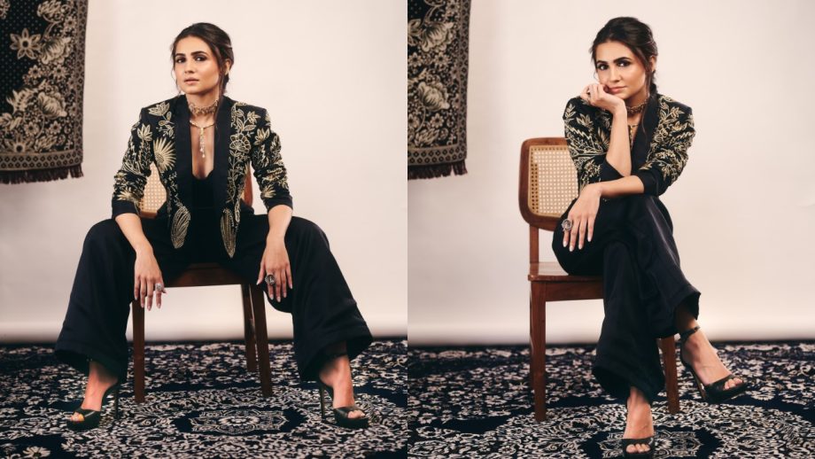 Black Ruled Bollywood Style Diaries This Week: Samantha Ruth Prabhu, Sanya Malhotra 1