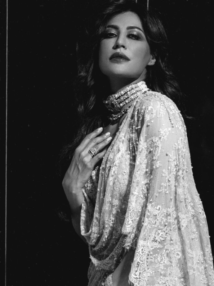 Chitrangda Singh Exudes Vintage Glamour in Tarun Tahiliani Saree 1