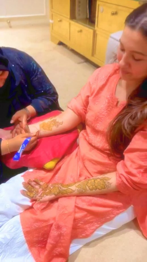 Eid 2026 Mehendi Inspiration: Falaq Naaz, Jannat Zubair, Gauahar Khan, Aamna Sharif Show Beautiful Henna Designs 1
