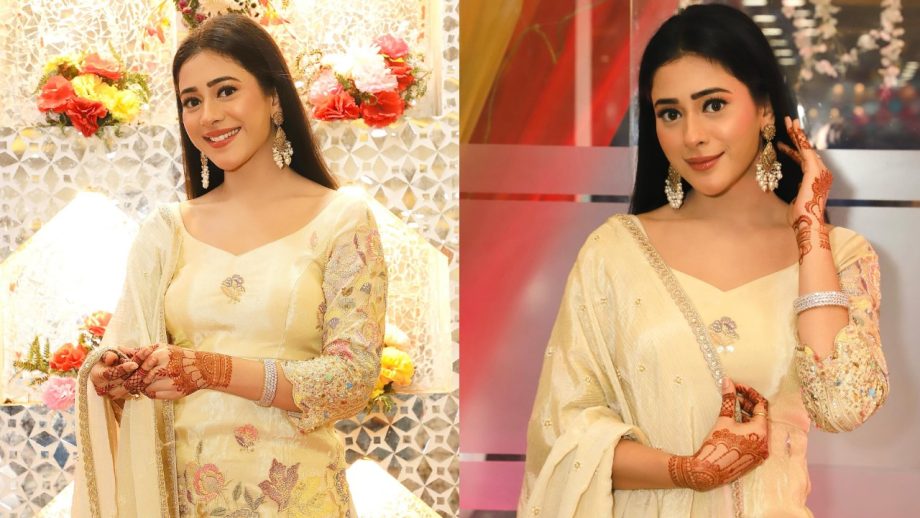 Eid 2026 Mehendi Inspiration: Hiba Nawab, Dipika Kakar and Hina Khan Show Beautiful Henna Designs 1