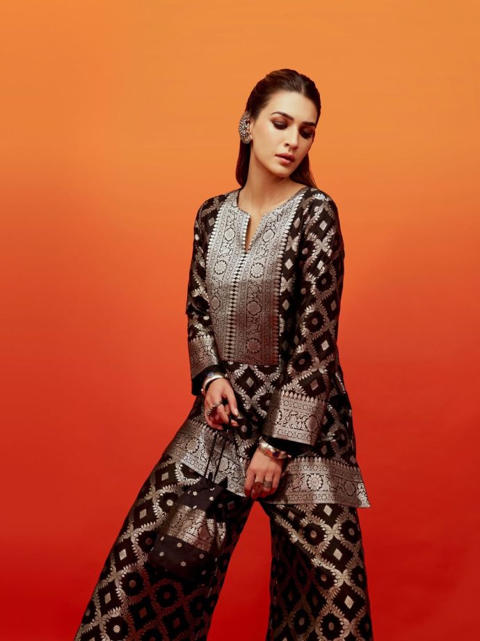 Gift Ideas Inspired By Kriti Sanon For Raksha Bandhan 2026 1
