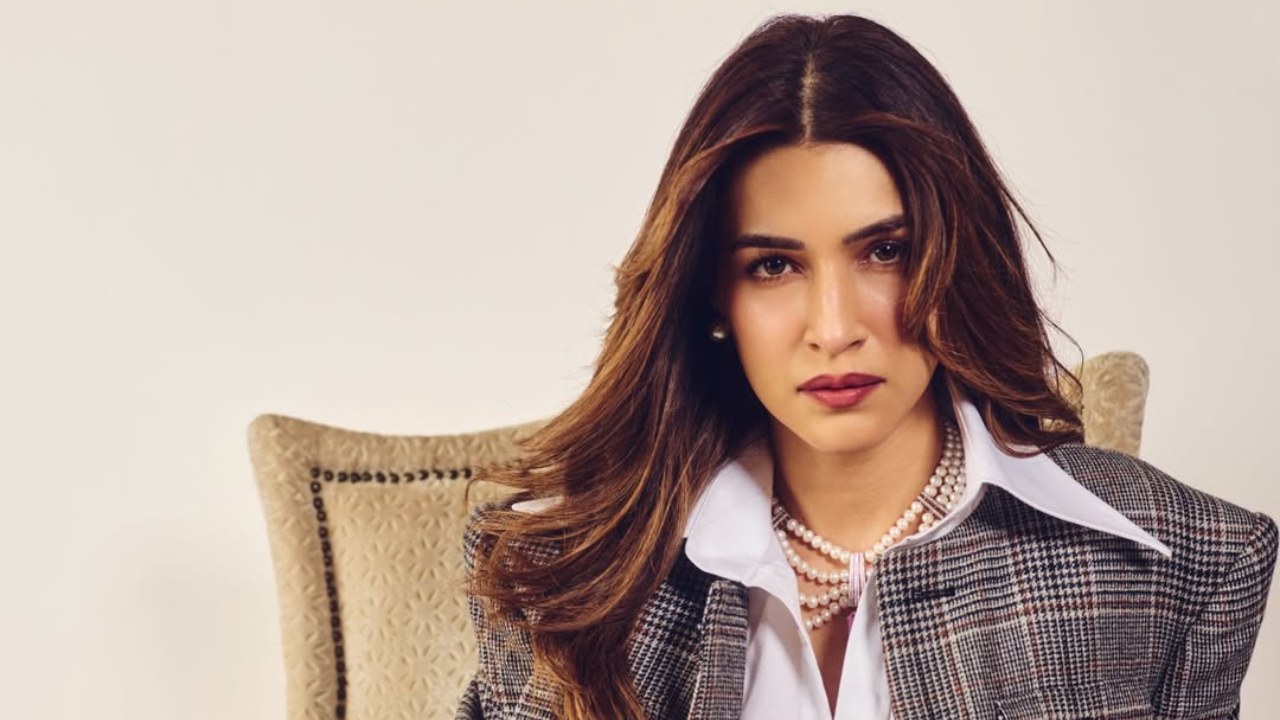Gift Ideas Inspired By Kriti Sanon For Raksha Bandhan 2026 1