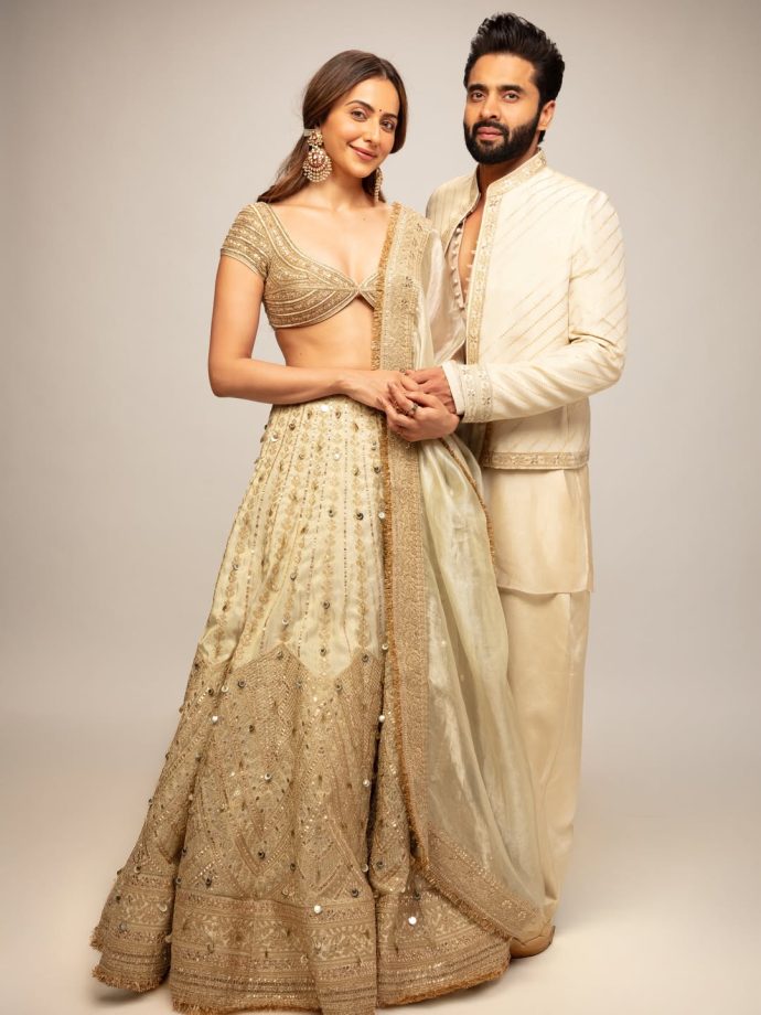 Jacqueline Fernandez to Khushi Kapoor: Bollywood’s Designer Lehengas Love Takes Over 1