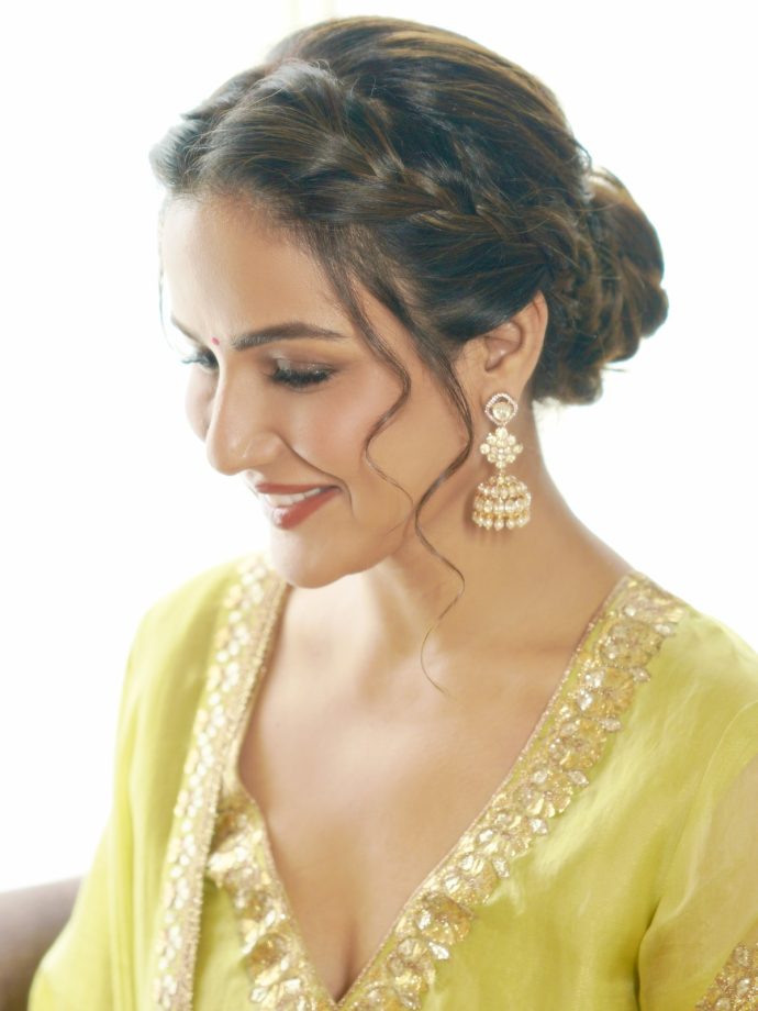Jasmin Bhasin’s Light Green Kurta Set Is a Dreamy Festive Fashion Pick 1
