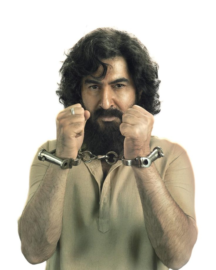 Jeet on playing nine roles in Keu Bole Biplobi Keu Bole Dakat: “Not many actors get this chance in their career” 1