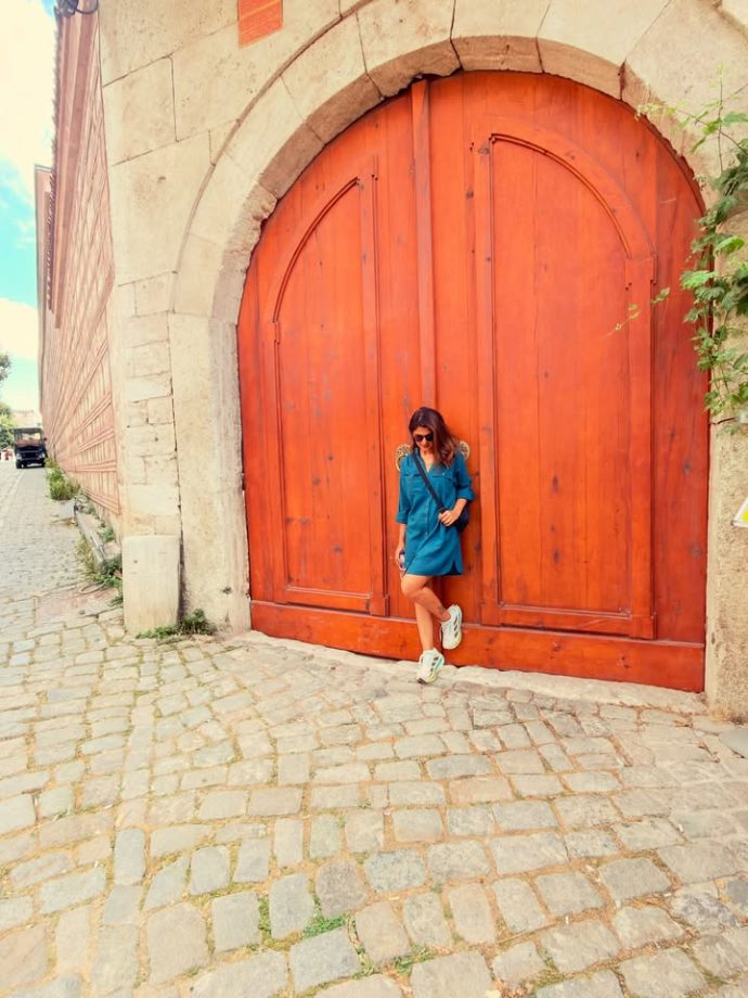 Jennifer Winget Drops Visuals From Her First Vacation Post-Marriage With William Ishmael—Sneak Peek 1