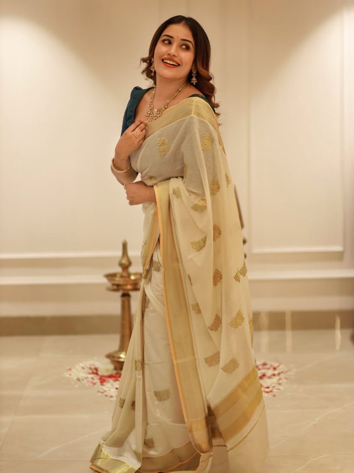 Kasavu Saree for Onam: Anumol Anukutty, Nivetha Thomas and Anna Ben Serve Festive Fashion Goals 1