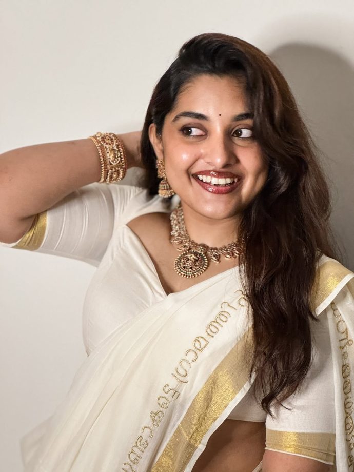 Kasavu Saree for Onam: Anumol Anukutty, Nivetha Thomas and Anna Ben Serve Festive Fashion Goals 1
