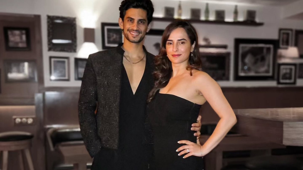 Kashmira Irani Announces Pregnancy With Husband Akshat In A Fun Instagram Post 1
