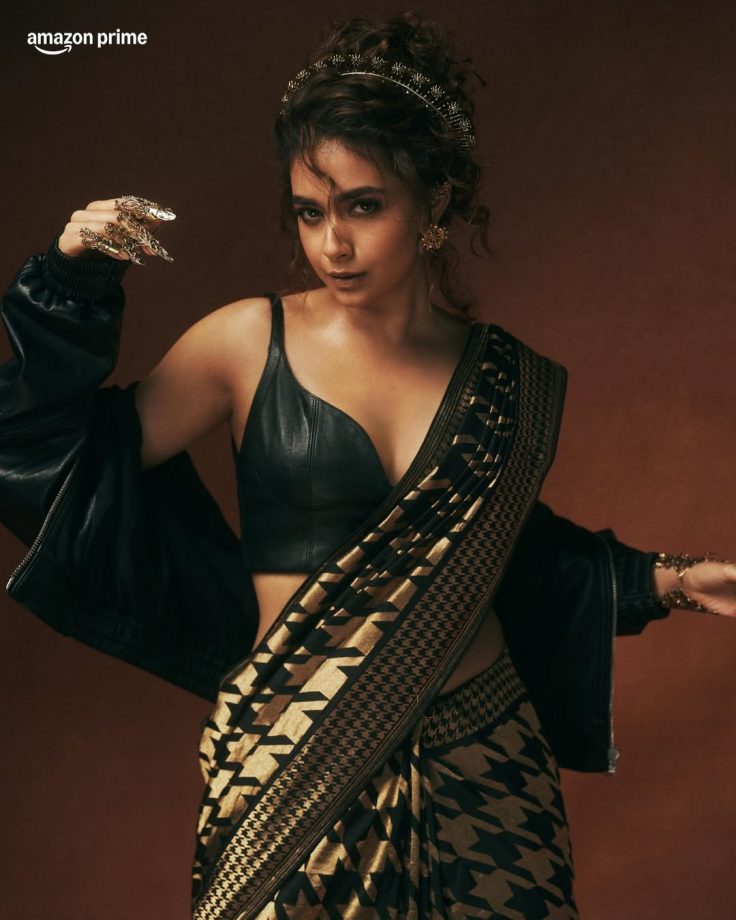 Keerthy Suresh, Malavika Mohanan, Raashii Khanna Slay Black Silk Saree Looks 1