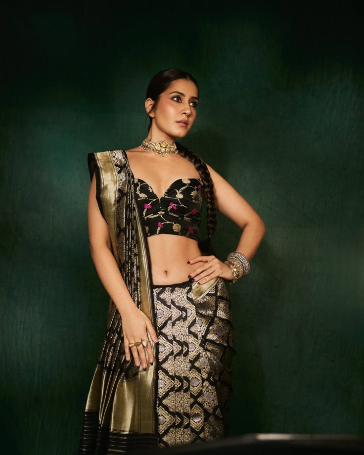 Keerthy Suresh, Malavika Mohanan, Raashii Khanna Slay Black Silk Saree Looks 1