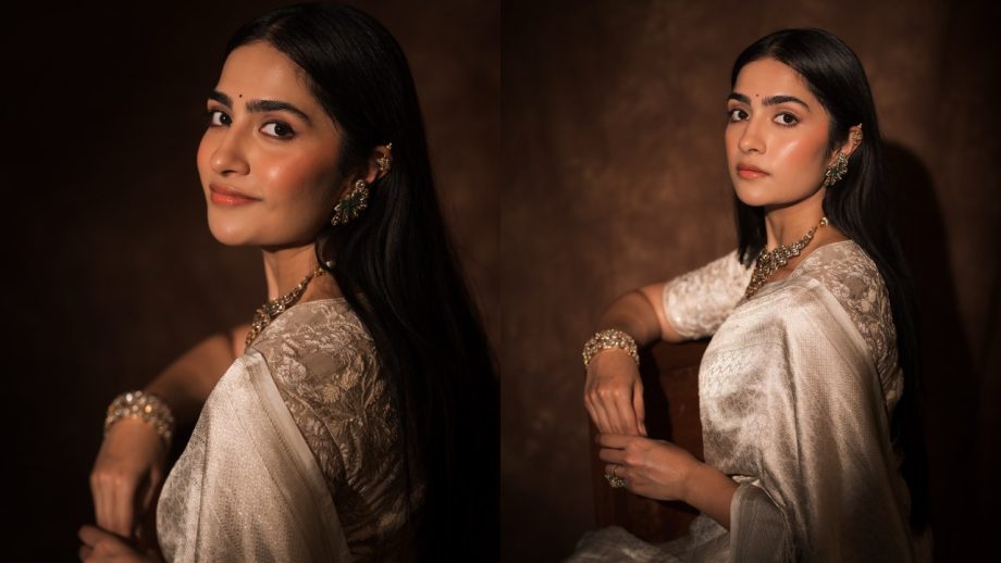 Keerthy Suresh To Tamannaah Bhatia—White Saree To Elevate The Auspicious Occasion Of Onam 1
