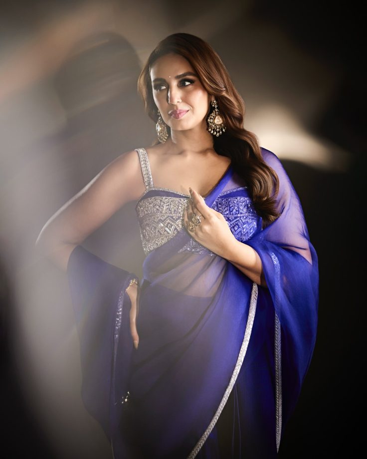Khushi Kapoor, Ananya Panday, Huma Qureshi Prove Dark Blue Sarees Perfect Independence Day Looks 1