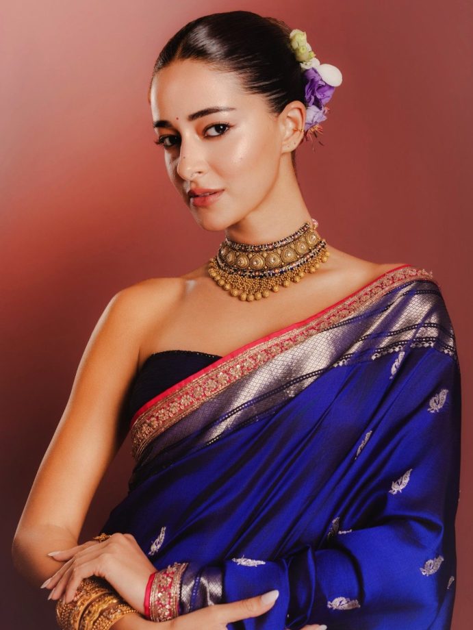 Khushi Kapoor, Ananya Panday, Huma Qureshi Prove Dark Blue Sarees Perfect Independence Day Looks 1