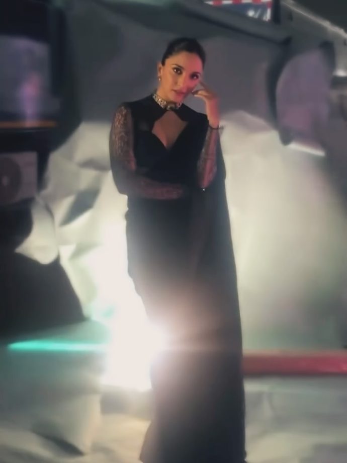 Kiara Advani Black Velvet Saree, Lace Blouse at Toxic Pre-Release Event in Hyderabad 1