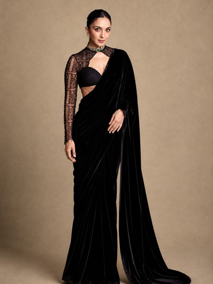 Kiara Advani Black Velvet Saree, Lace Blouse at Toxic Pre-Release Event in Hyderabad 1
