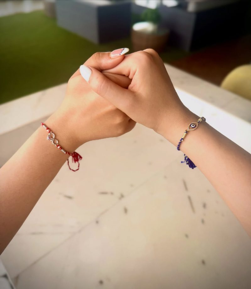 Kriti Sanon Celebrates Rakhi With Sister Nupur, Writes Cryptic Note For Trolls 1