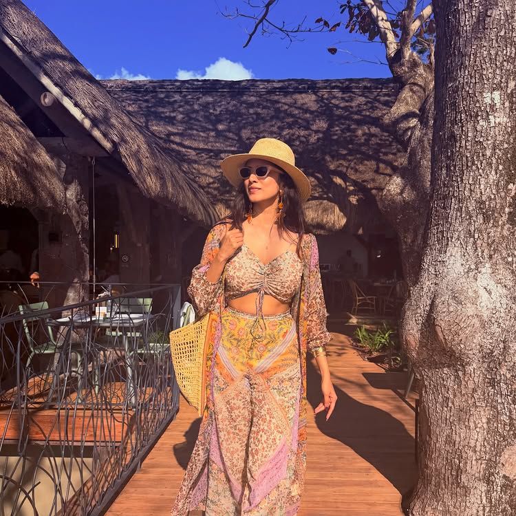 Malavika Mohanan Travel Diaries: Yummy Food, Stunning Views and Chic Mauritius Style 1