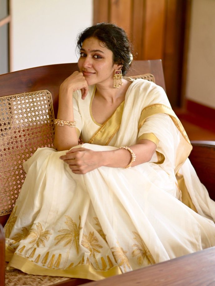 Malayalam Actress Anarkali Nazar Channels Her Desi Charm In Kasavu Half Saree—See Pics 1