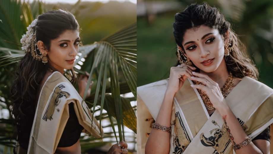 Mollywood Actresses' Kasavu Half Saree Looks Bring Timeless Onam Fashion Inspiration 1