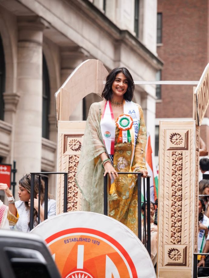 Pooja Hegde Paints The Town Yellow In Stunning Saree Glam 1