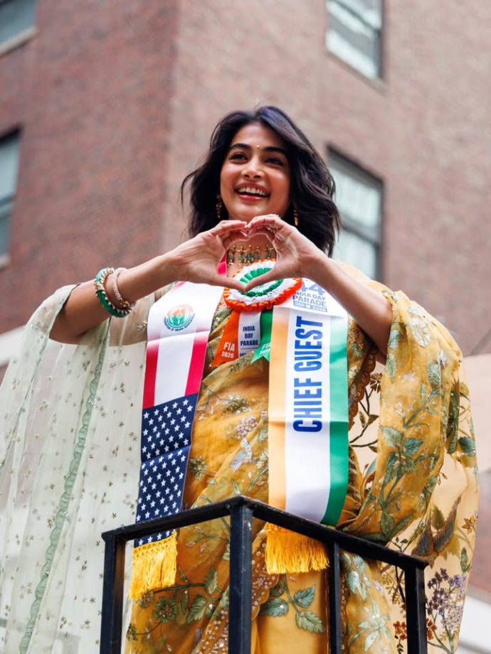 Pooja Hegde Paints The Town Yellow In Stunning Saree Glam 1