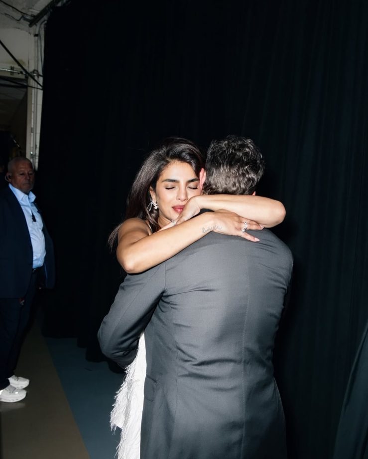 Priyanka Chopra Shares Jonas Brothers Tour Memories With Nick Jonas, Calls Herself ‘Tour Wife’ 1