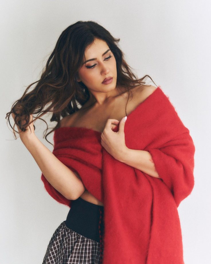 Raashii Khanna Red Shawl Checked Skirt Look Defines Effortless Winter Fashion 1
