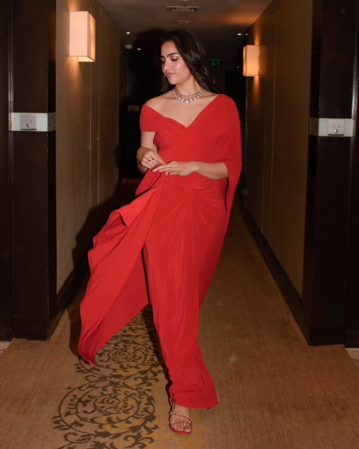 Raksha Bandhan Fashion Inspiration: Toxic Actress Rukmini Vasanth Showcases Her Best Saree Collection, From Red to Designer Floral Sarees 1