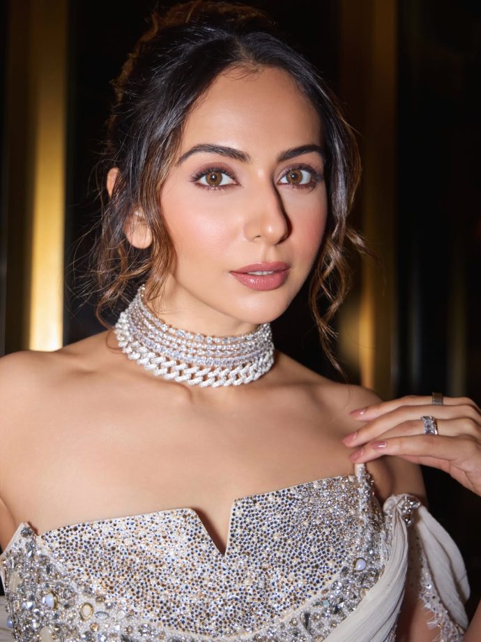Rakul Preet's Latest Indo-Western Look Is Setting Major Cocktail Fashion Goals 1