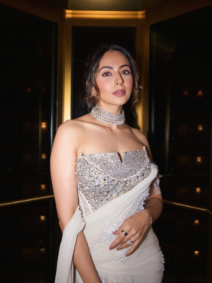 Rakul Preet's Latest Indo-Western Look Is Setting Major Cocktail Fashion Goals 1