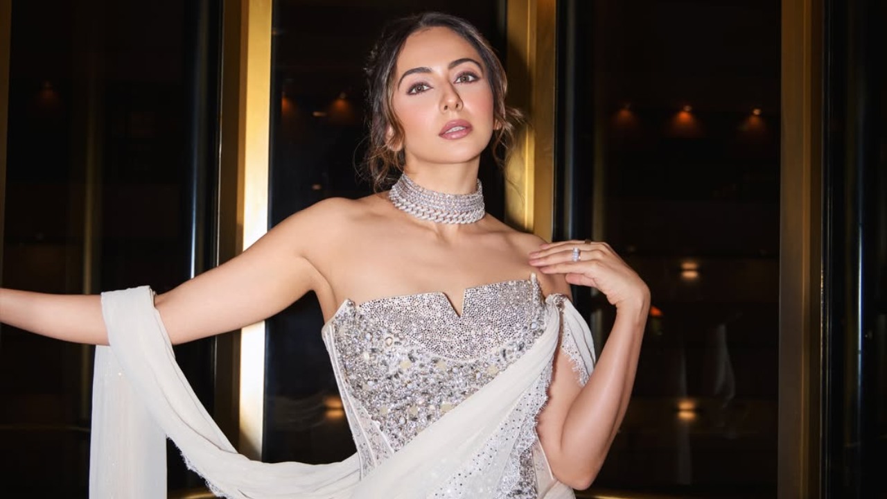 Rakul Preet's Latest Indo-Western Look Is Setting Major Cocktail Fashion Goals 1
