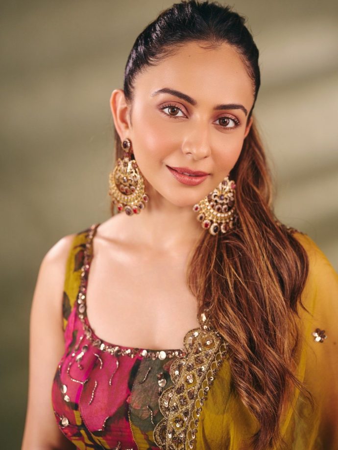 Rakul Preet’s Mustard Suit Is a Stunning Festive Fashion Pick 1