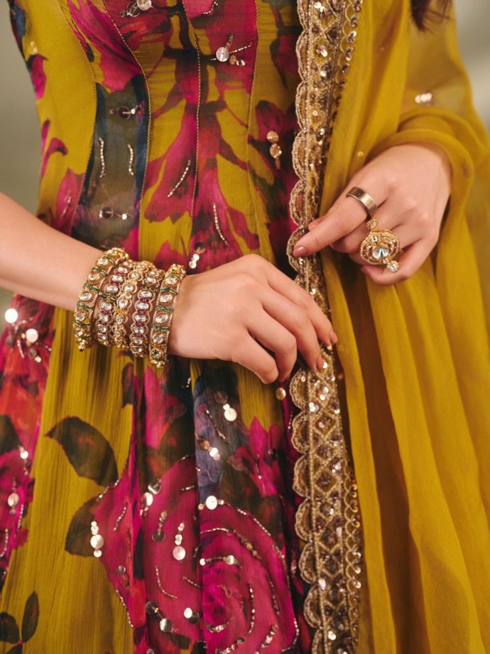 Rakul Preet’s Mustard Suit Is a Stunning Festive Fashion Pick 1