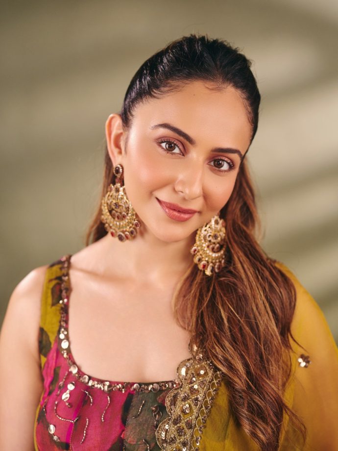 Rakul Preet’s Mustard Suit Is a Stunning Festive Fashion Pick 1