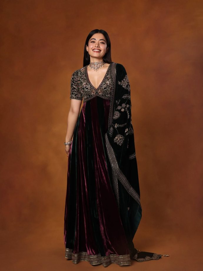 Rashmika Mandanna Exudes Old-World Royalty in Wine and Bottle Green Avya Anarkali 1