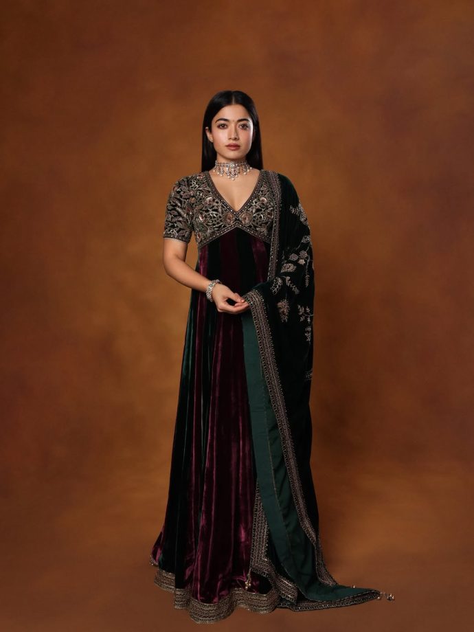 Rashmika Mandanna Exudes Old-World Royalty in Wine and Bottle Green Avya Anarkali 1