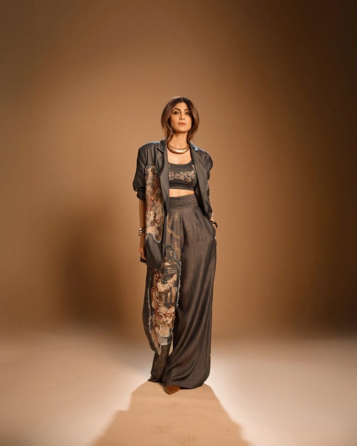 Shilpa Shetty Edgy Glamour Black Embroidered Co-Ord Set 1