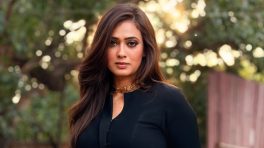 Shweta Tiwari Sleek Black Gown Makes Bold Statement