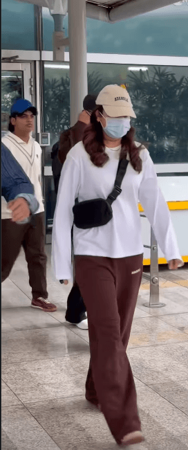 Virat Kohli And Anushka Sharma Return To India; Their Airport Appearance Grabs Attention 1