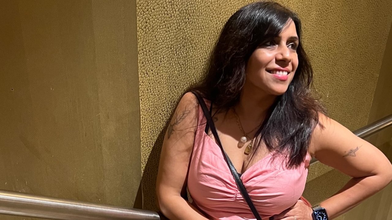 Aastha Atray Opens Up On Ravi Kishan & Ranveer Singh's Fake Public Personas 1