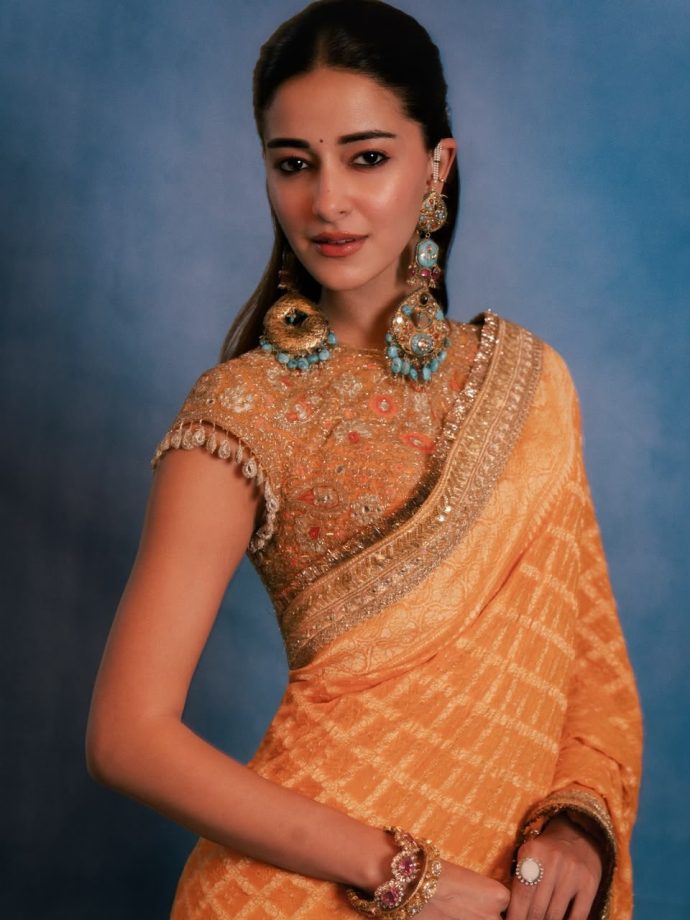 Ananya Panday, Kriti Sanon, Nupur Sanon Bandhani Sarees: 3 Festive Looks 1