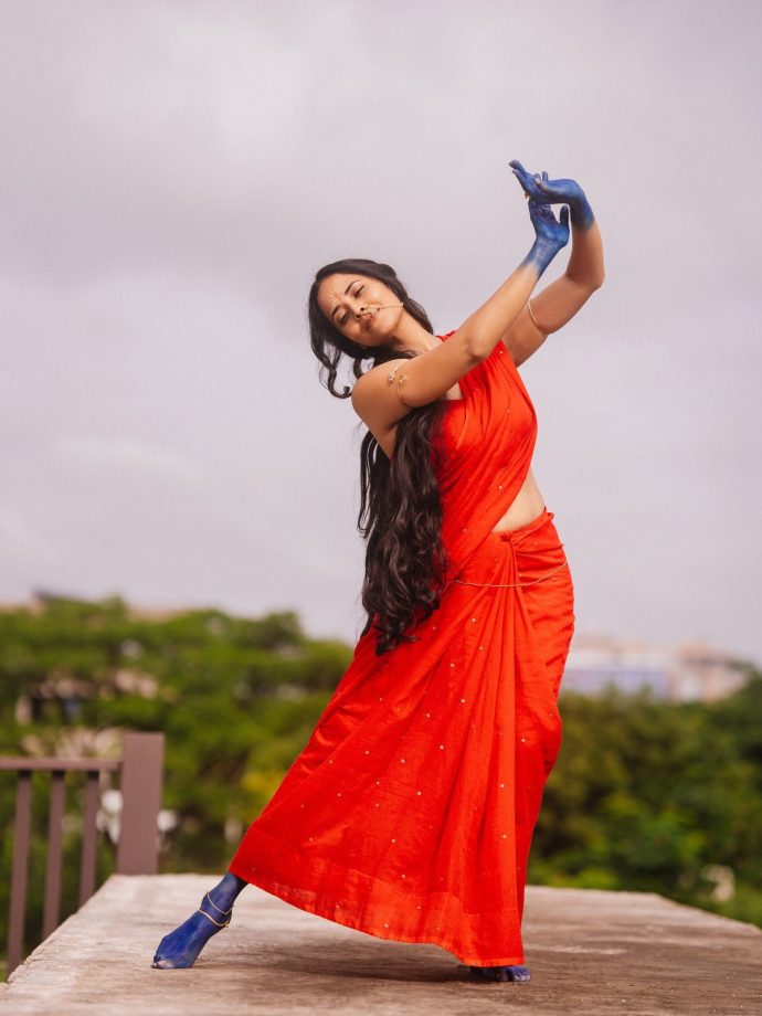 Anasuya Bharadwaj Janmashtami Look: Actress Channels Radha-Inspired Traditional Glam 1
