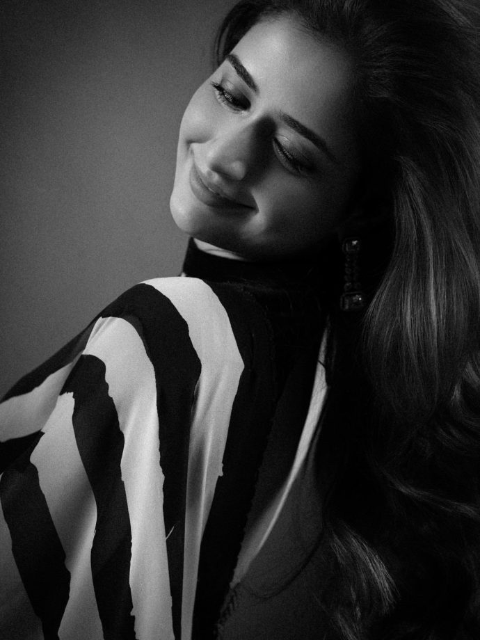 Ashika Ranganath’s Black-and-White Saree Look at Sardar 2 Pre-Release Event, Hyderabad 1