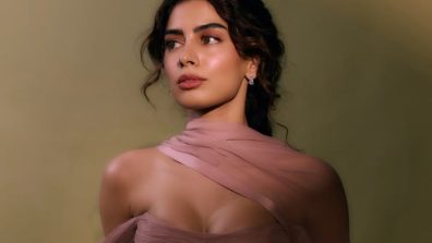 Khushi Kapoor Brings Soft-Girl Glam To Life In Gorgeous Lilac Look