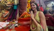 Ananya Panday Seeks Blessings At Lalbaugcha Raja In A Simple Yellow Kurta Set