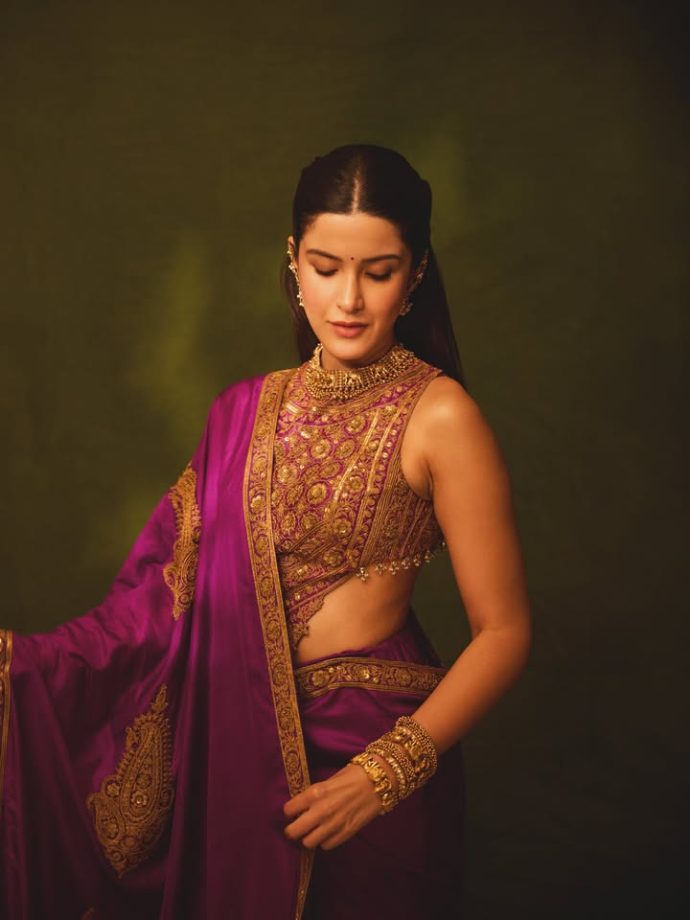 Gen Z Fashion Look: Khushi Kapoor, Shanaya Kapoor And More Serve Stunning Ganpati Fashion 1