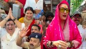 Govinda Visits Lalbaugcha Raja With Komal Rani Amid Rumors, Wife Sunita Seeks Blessings Alone 1