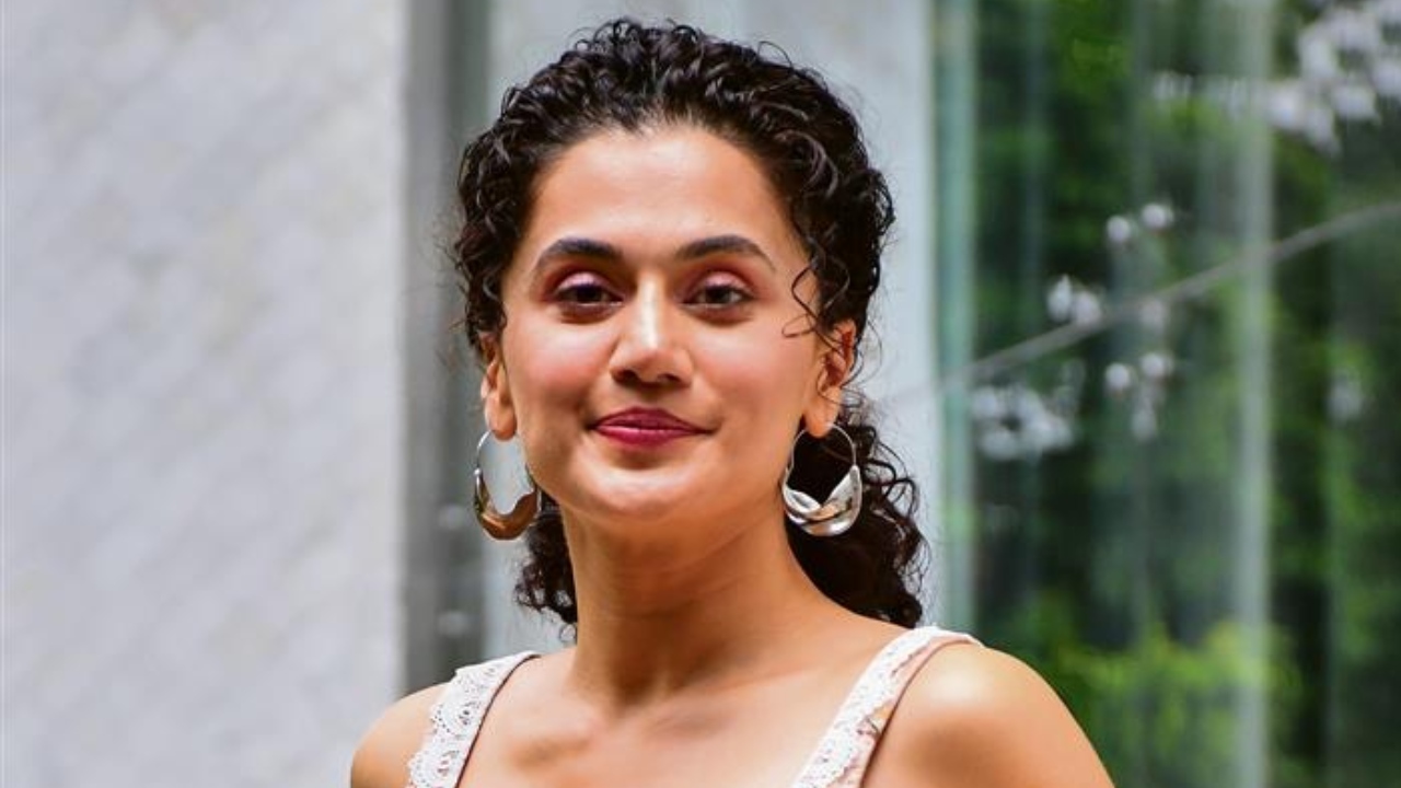 I had to find my version of the heroine and stick to it: Taapsee Pannu 1